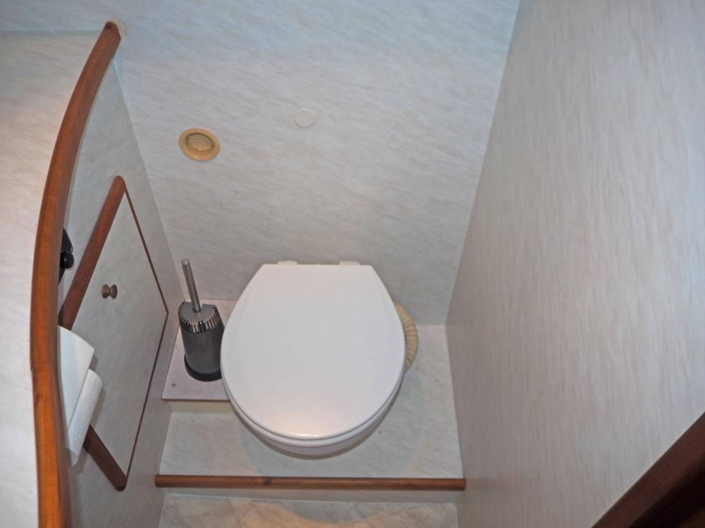 Aft cabin, Accommodation